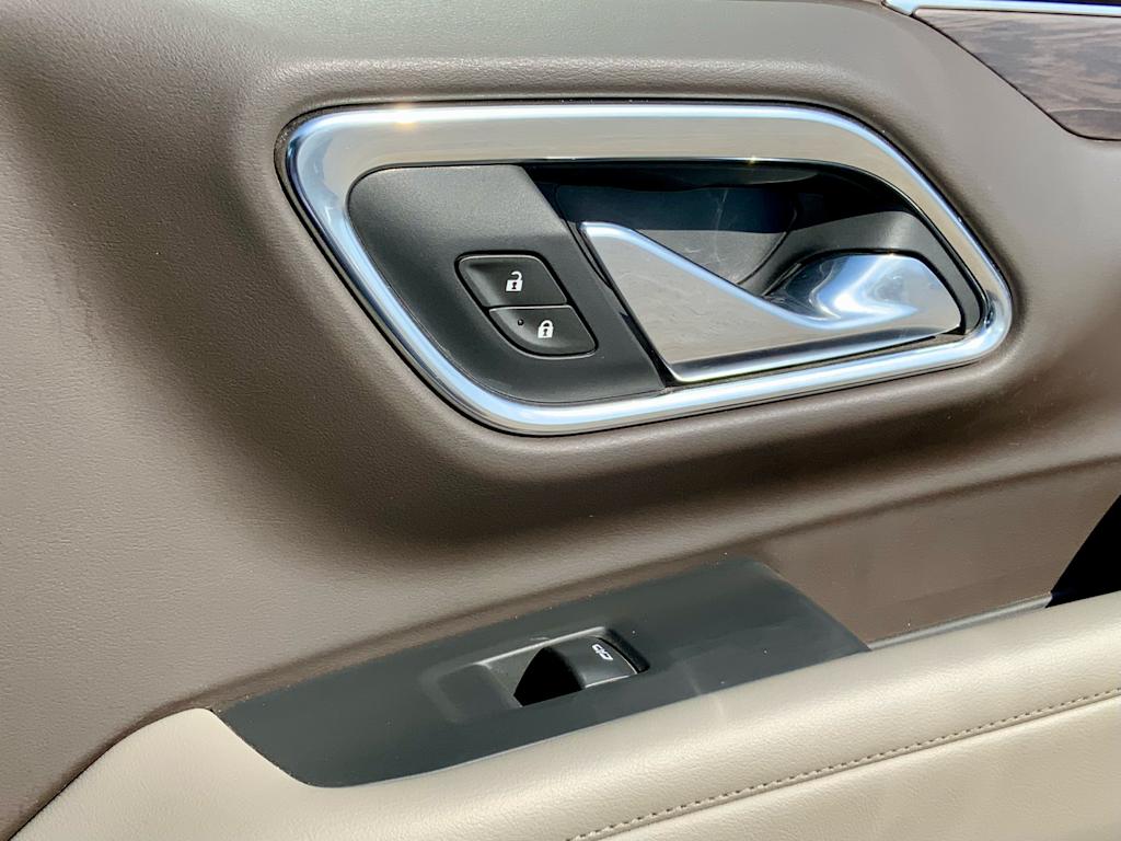 Thumbnail: 2021 Chevrolet Tahoe - 37