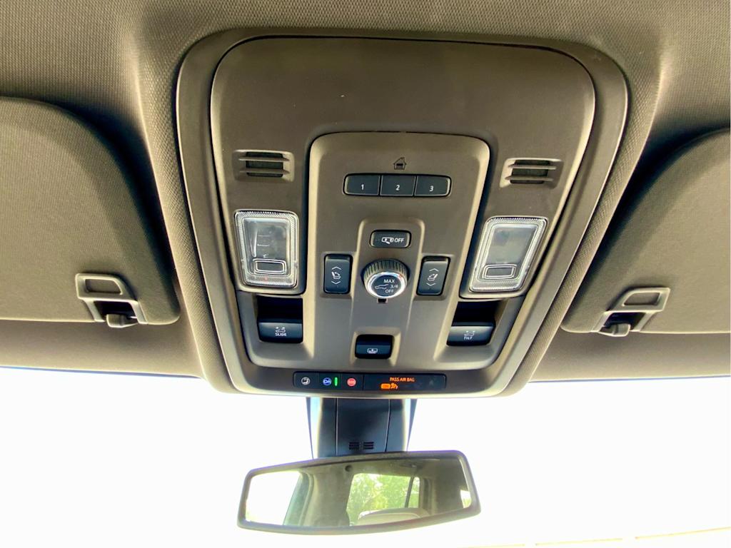 Thumbnail: 2021 Chevrolet Tahoe - 32