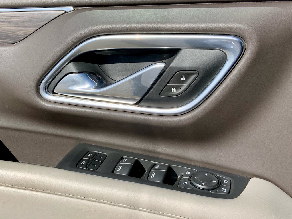 Thumbnail: 2021 Chevrolet Tahoe - 42