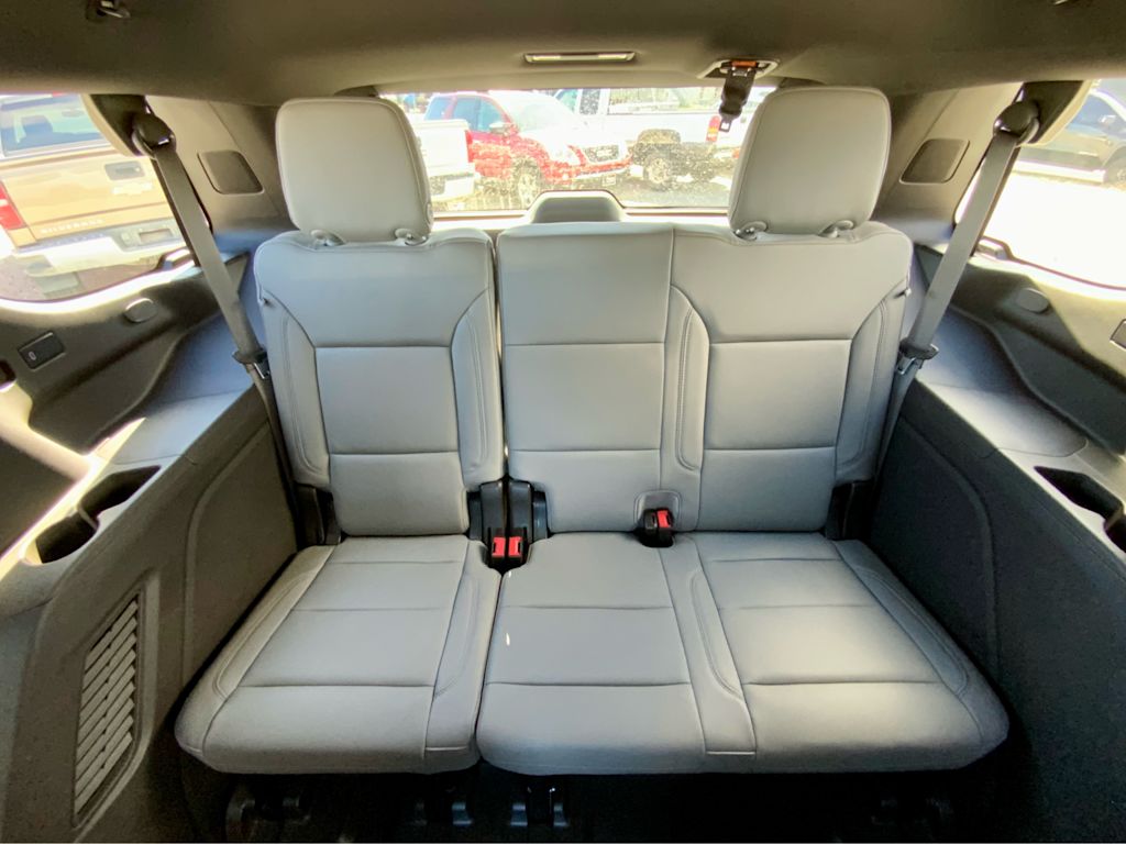 Thumbnail: 2021 Chevrolet Tahoe - 33