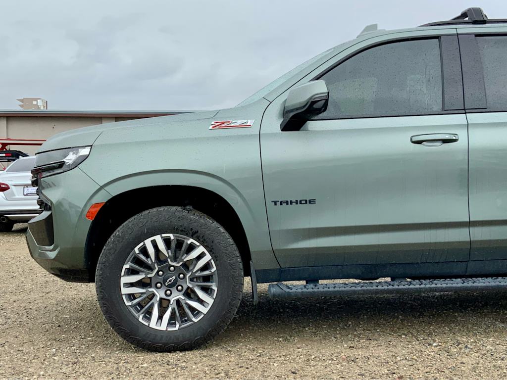 Thumbnail: 2024 Chevrolet Tahoe - 8