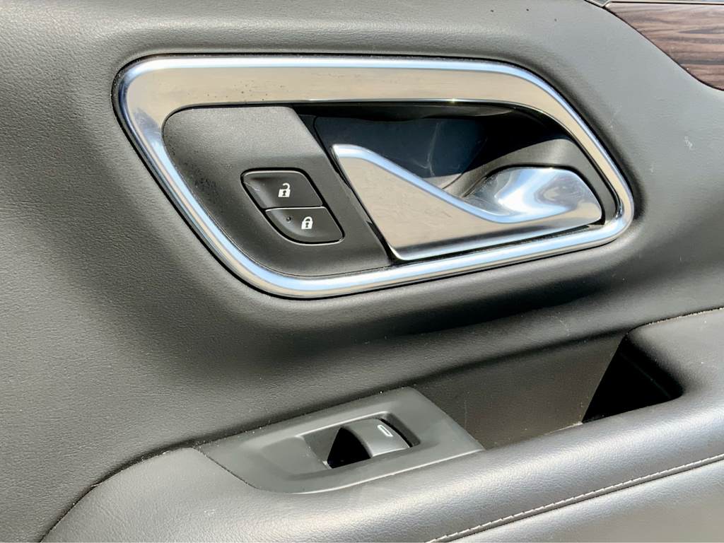 Thumbnail: 2021 Chevrolet Tahoe - 37