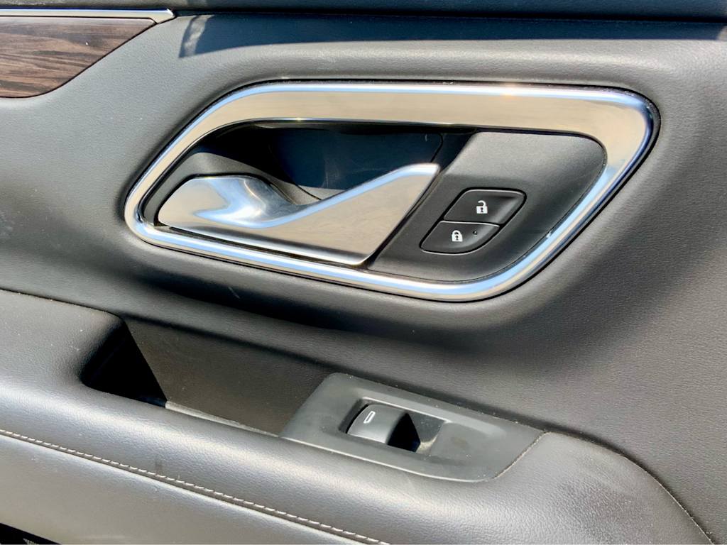 Thumbnail: 2021 Chevrolet Tahoe - 36