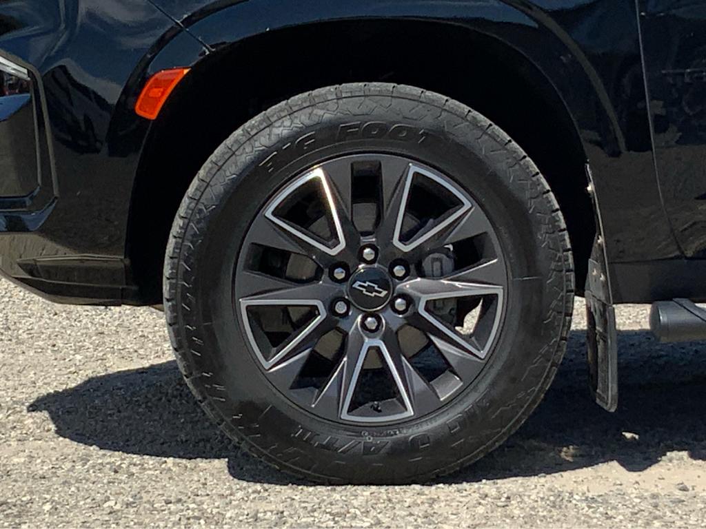 Thumbnail: 2021 Chevrolet Tahoe - 8