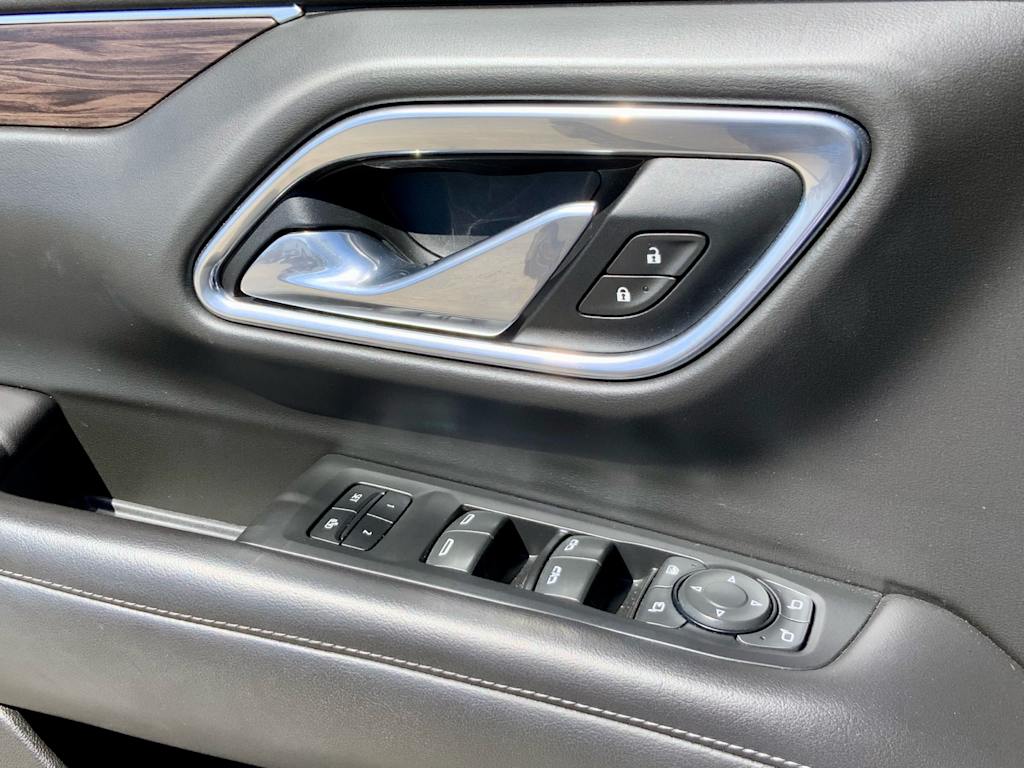 Thumbnail: 2021 Chevrolet Tahoe - 40