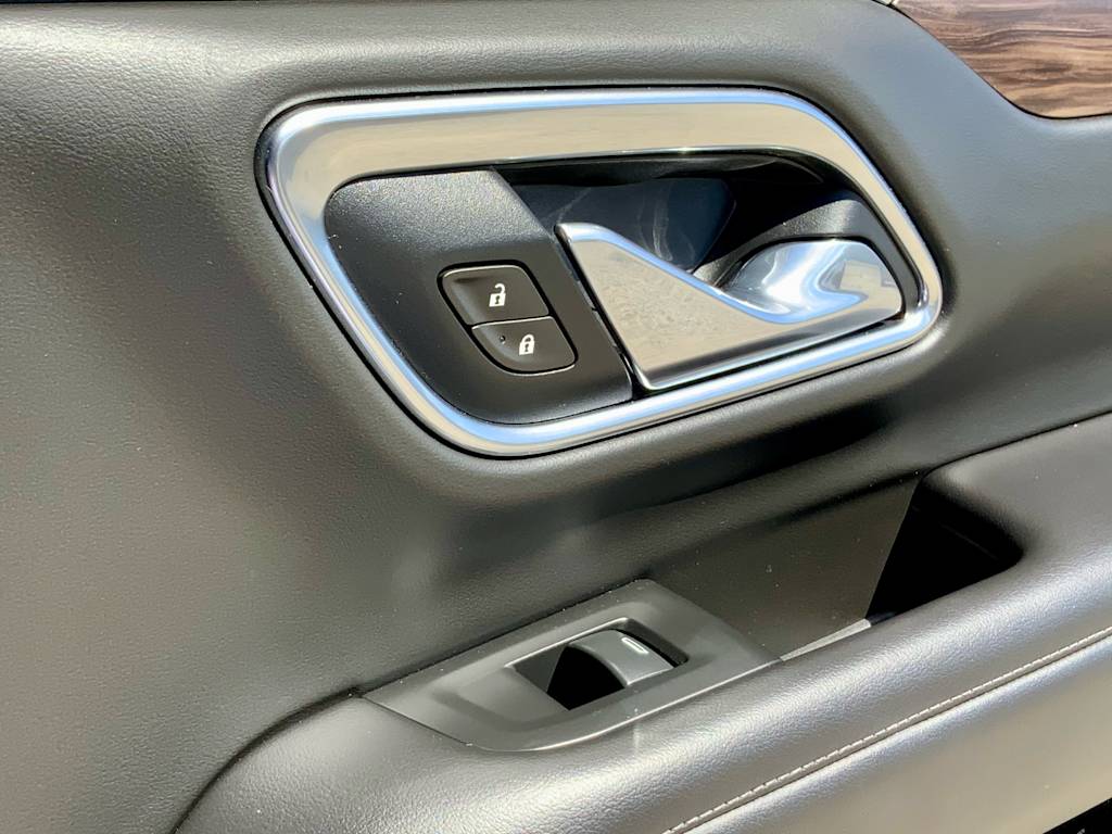 Thumbnail: 2021 Chevrolet Tahoe - 43