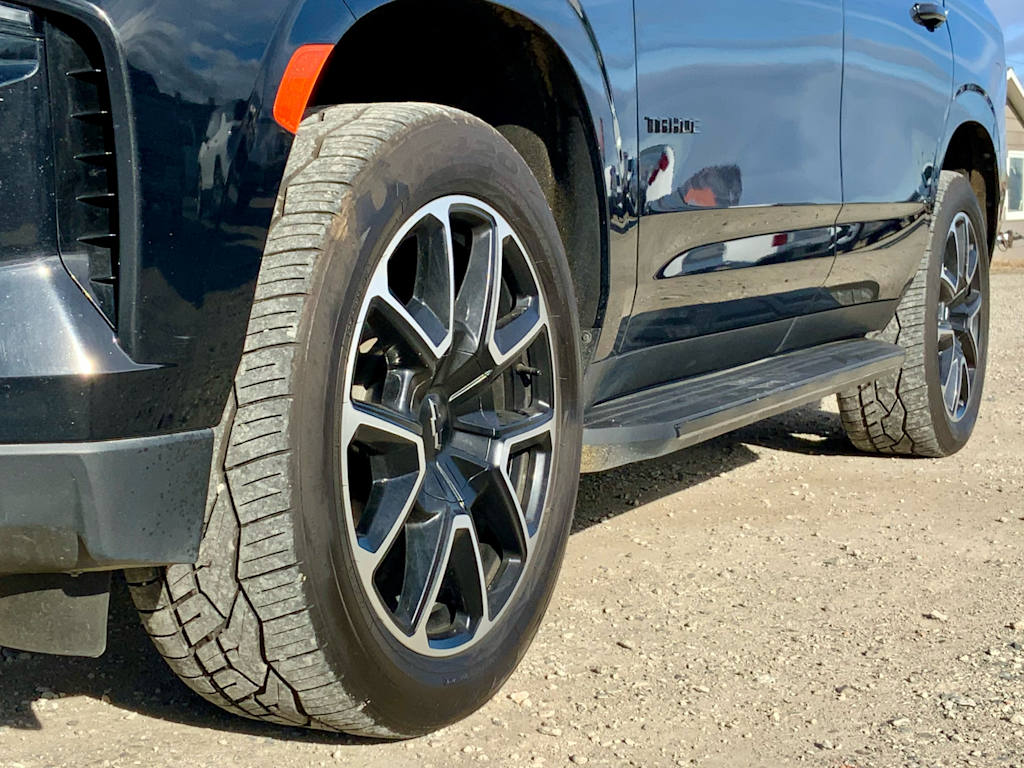 Thumbnail: 2023 Chevrolet Tahoe - 8