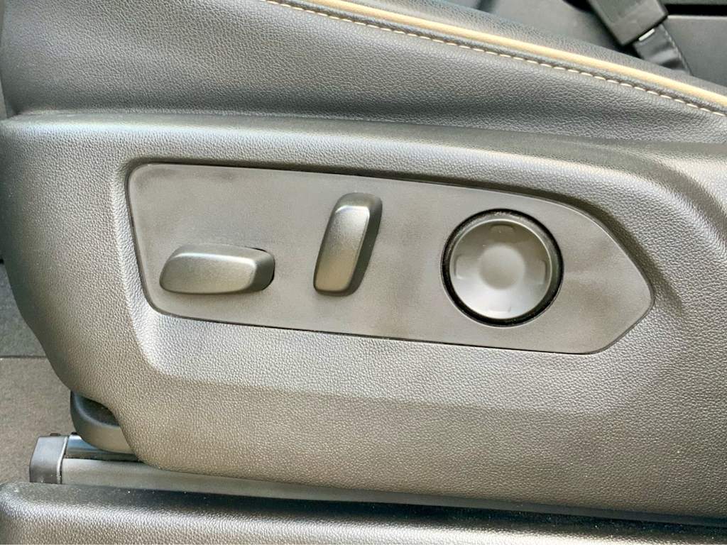 Thumbnail: 2023 Chevrolet Tahoe - 65