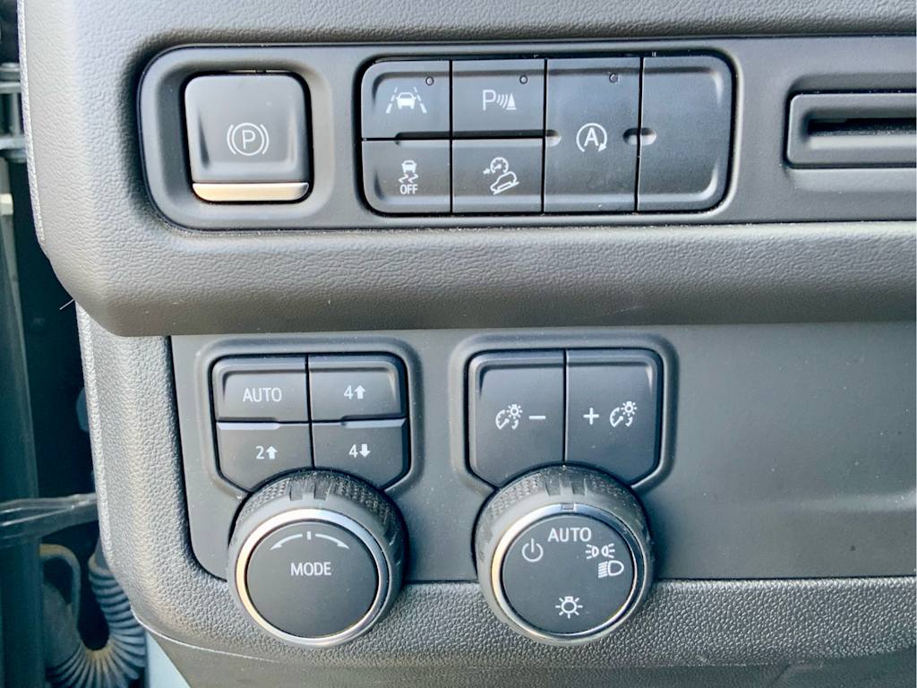 Thumbnail: 2023 Chevrolet Tahoe - 58