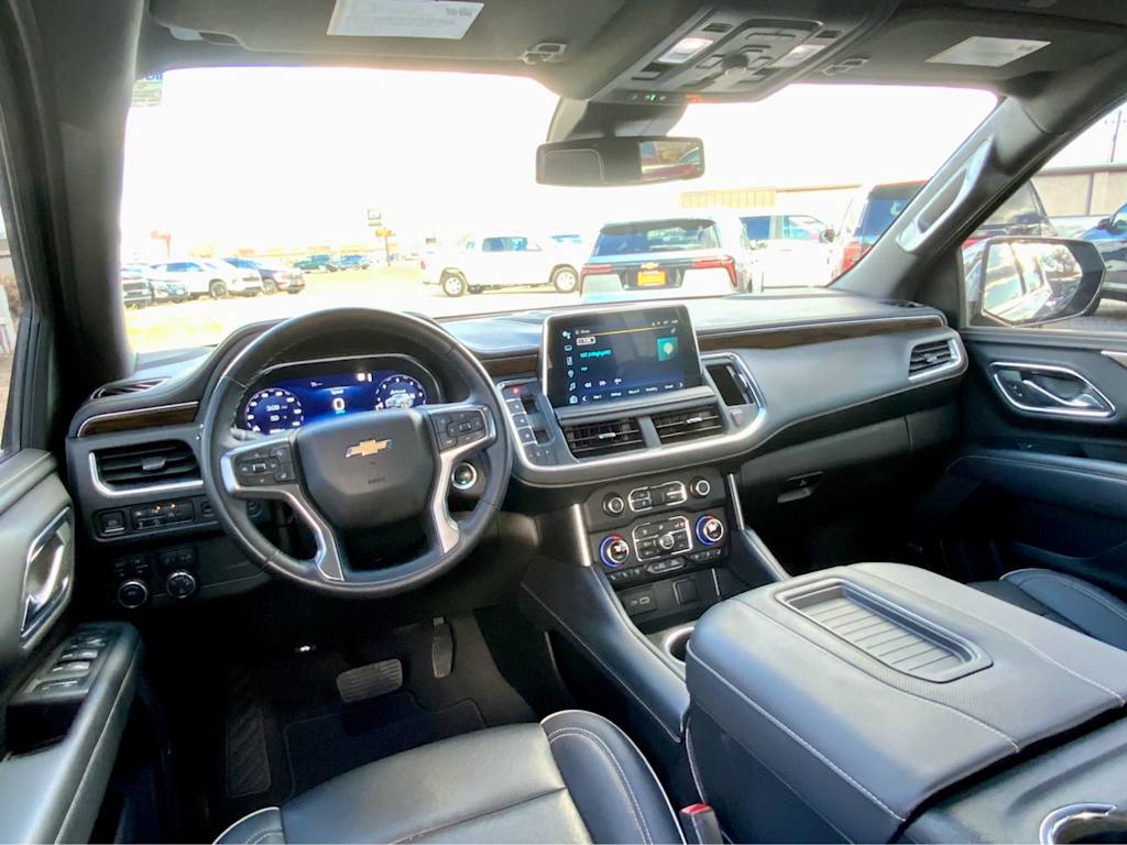 Thumbnail: 2023 Chevrolet Tahoe - 10