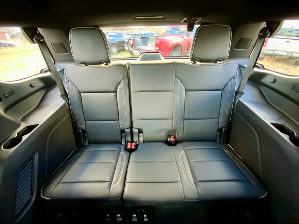 Thumbnail: 2023 Chevrolet Tahoe - 43