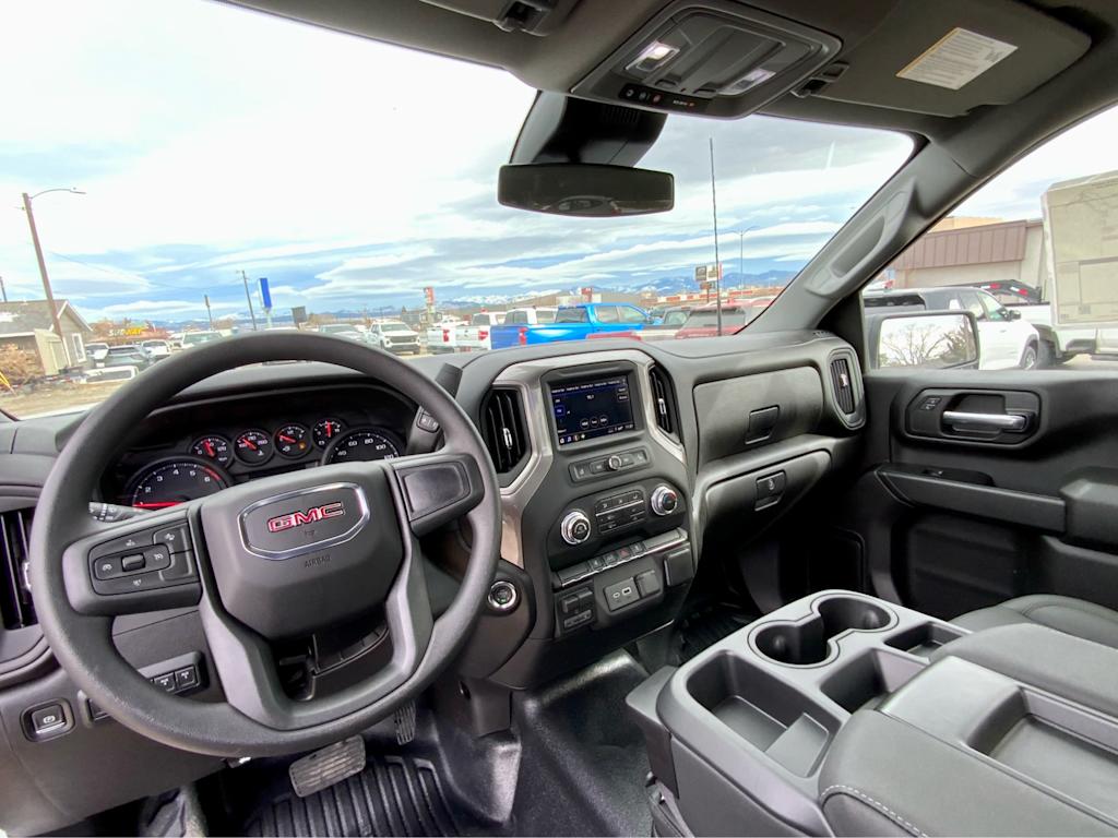 Thumbnail: 2026 GMC Sierra 3500 - 2