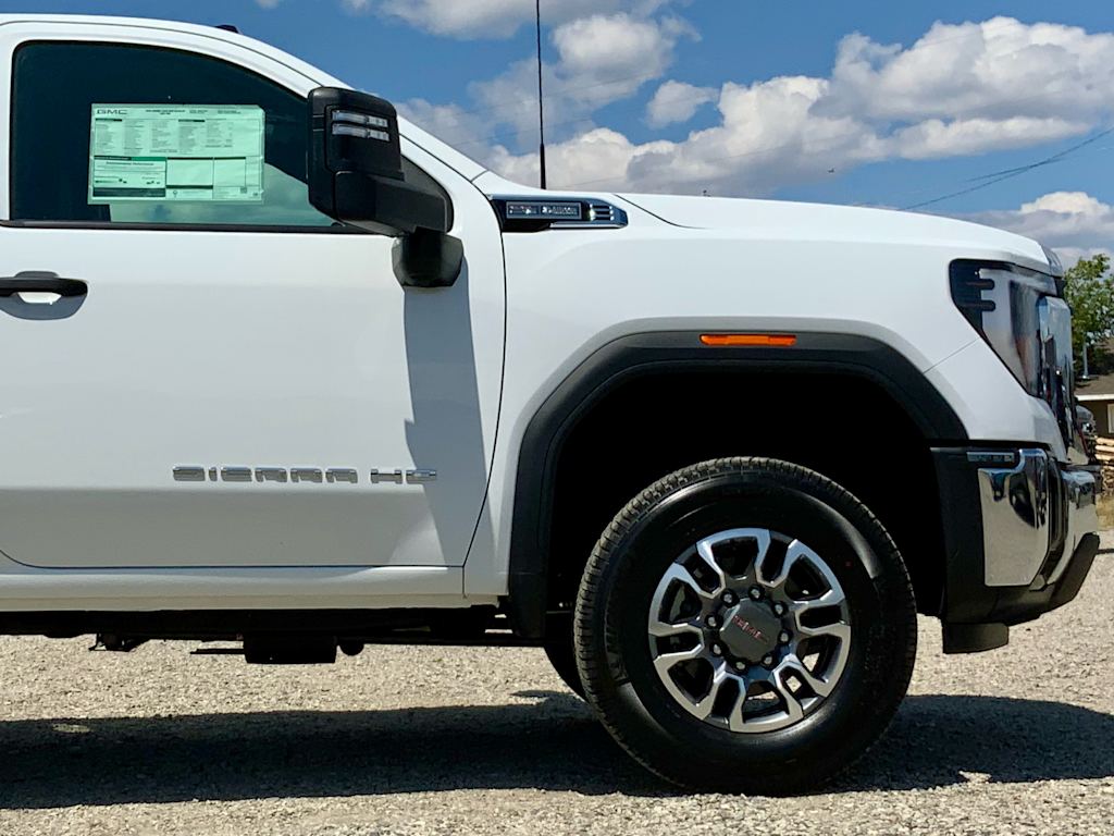 Thumbnail: 2025 GMC Sierra 3500 - 8