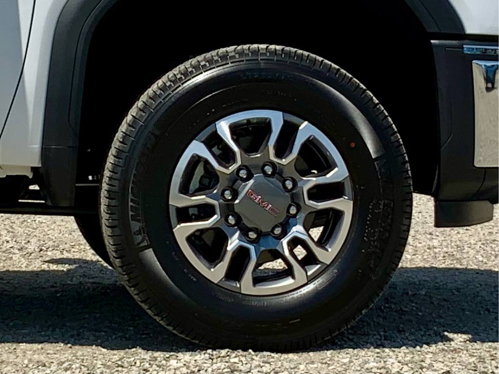 Thumbnail: 2025 GMC Sierra 3500 - 26