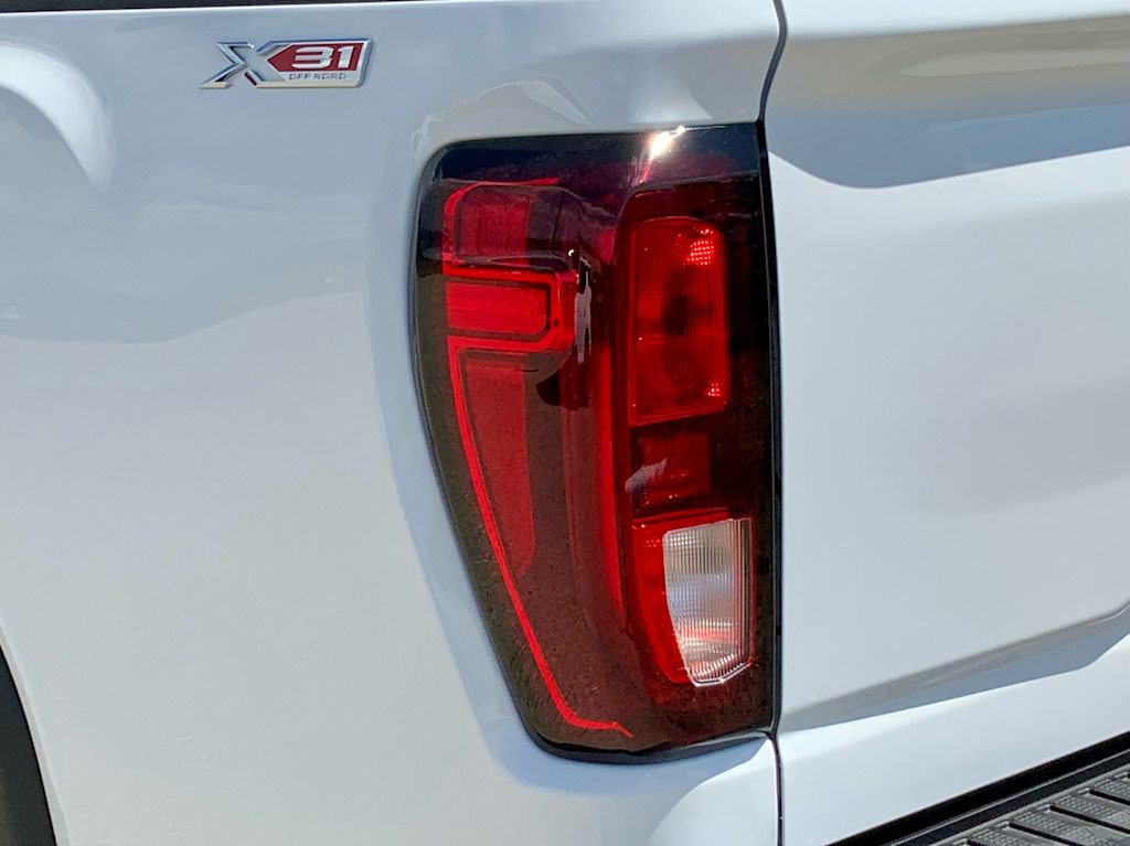 Thumbnail: 2025 GMC Sierra 3500 - 24