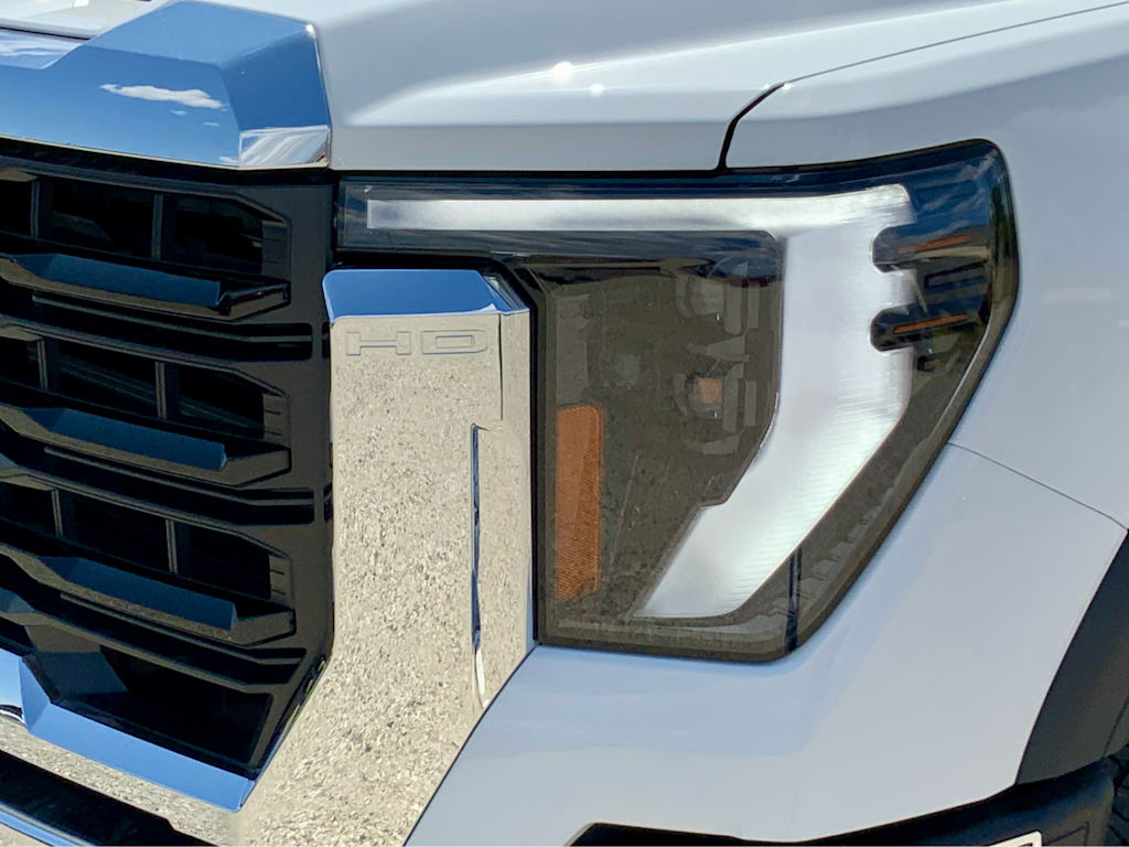 Thumbnail: 2025 GMC Sierra 3500 - 23