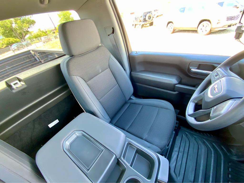 Thumbnail: 2025 GMC Sierra 3500 - 36