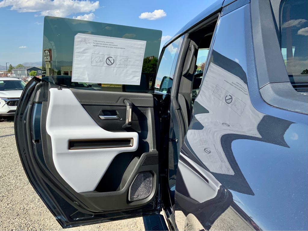 Thumbnail: 2025 GMC Hummer EV - 60