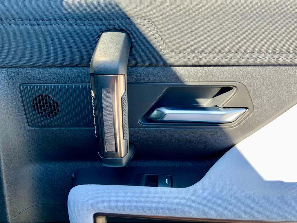 Thumbnail: 2025 GMC Hummer EV - 65