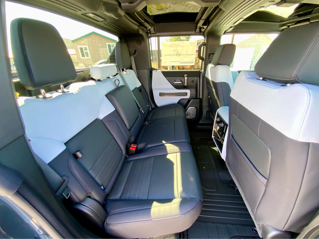 Thumbnail: 2025 GMC Hummer EV - 37