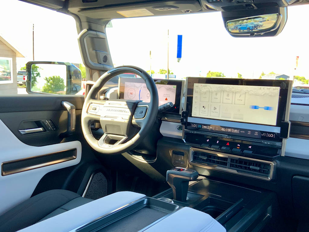 Thumbnail: 2025 GMC Hummer EV - 44