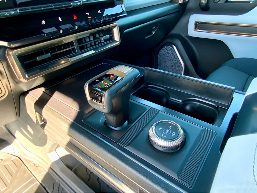 Thumbnail: 2025 GMC Hummer EV - 15