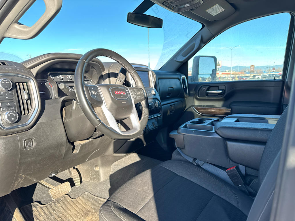 2023 GMC Sierra 2500 SLE 2