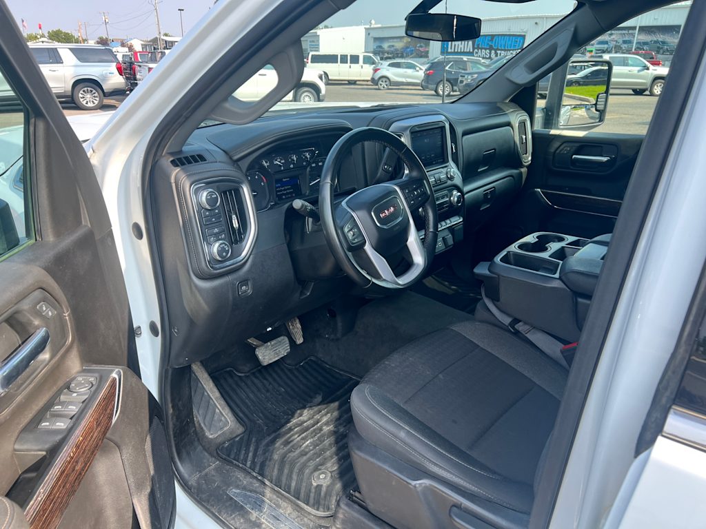 2023 GMC Sierra 2500 SLE 2