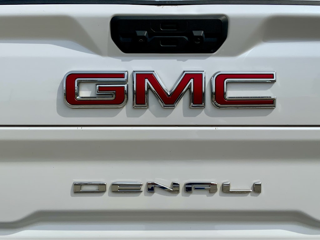 2020 GMC Sierra 2500 Denali 33