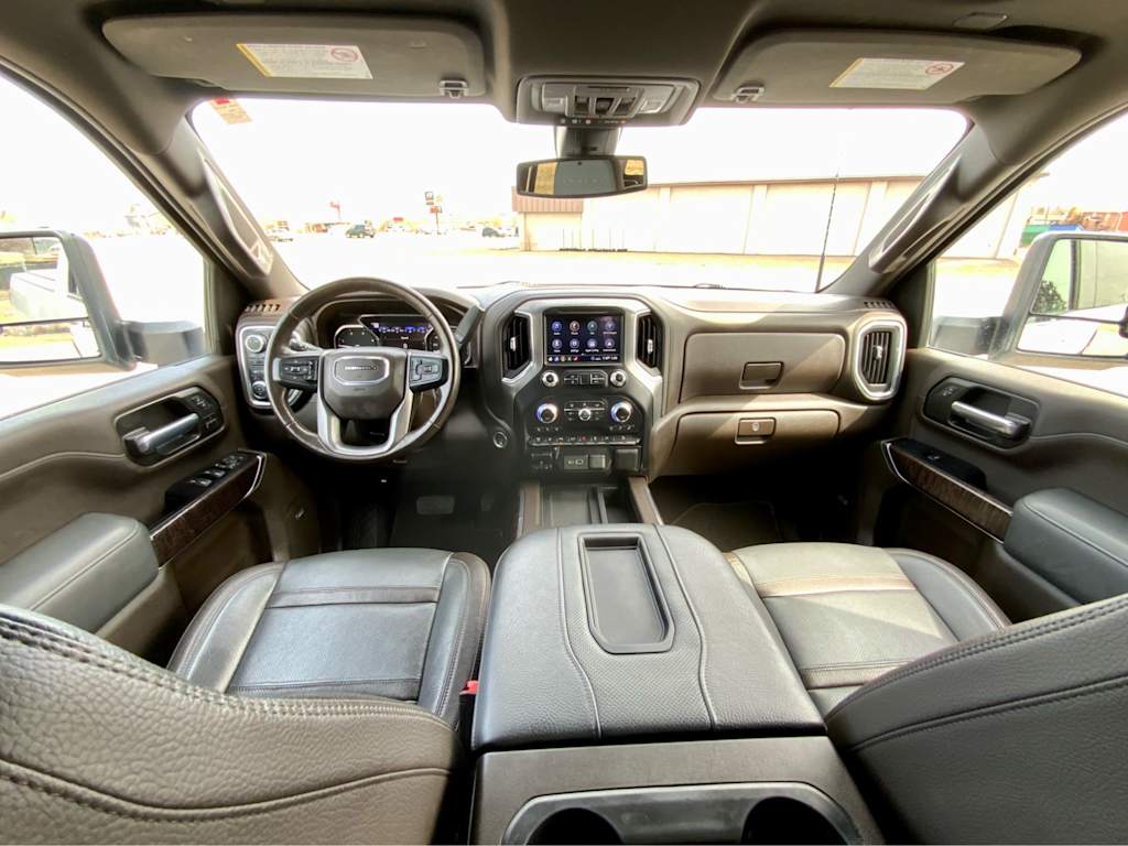 2020 GMC Sierra 2500 Denali 2