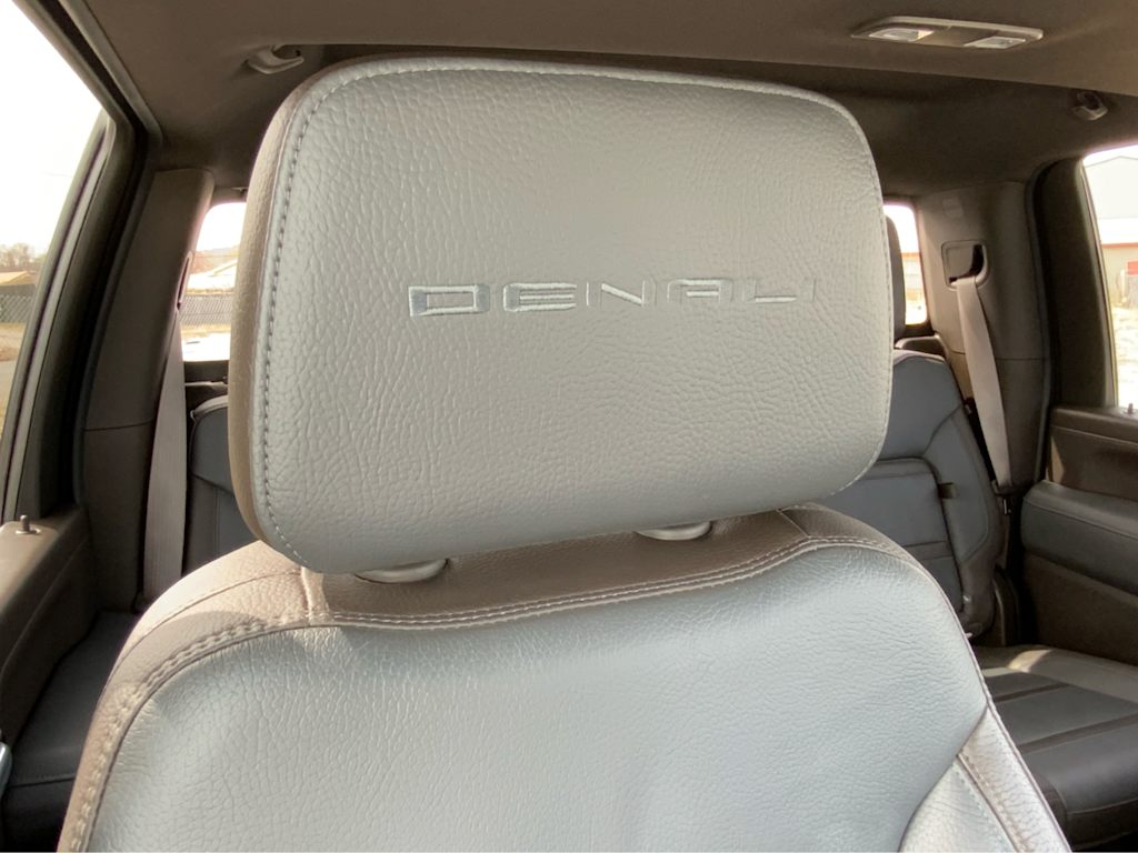 2020 GMC Sierra 2500 Denali 38