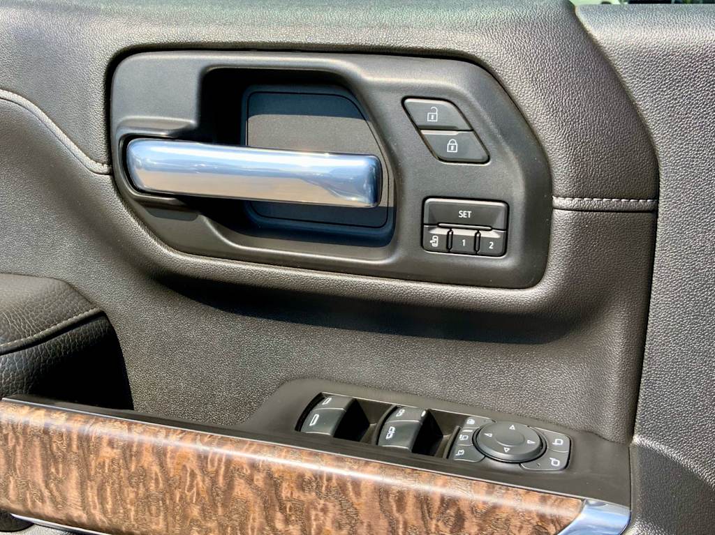 Thumbnail: 2020 GMC Sierra 2500 - 41