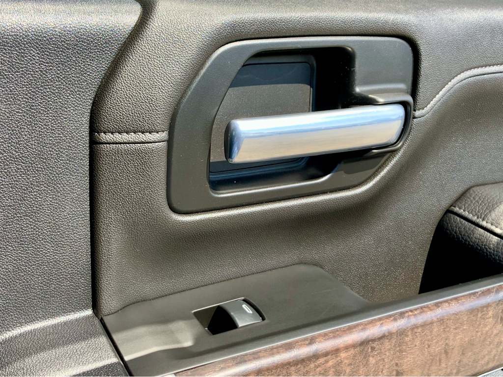 Thumbnail: 2020 GMC Sierra 2500 - 44