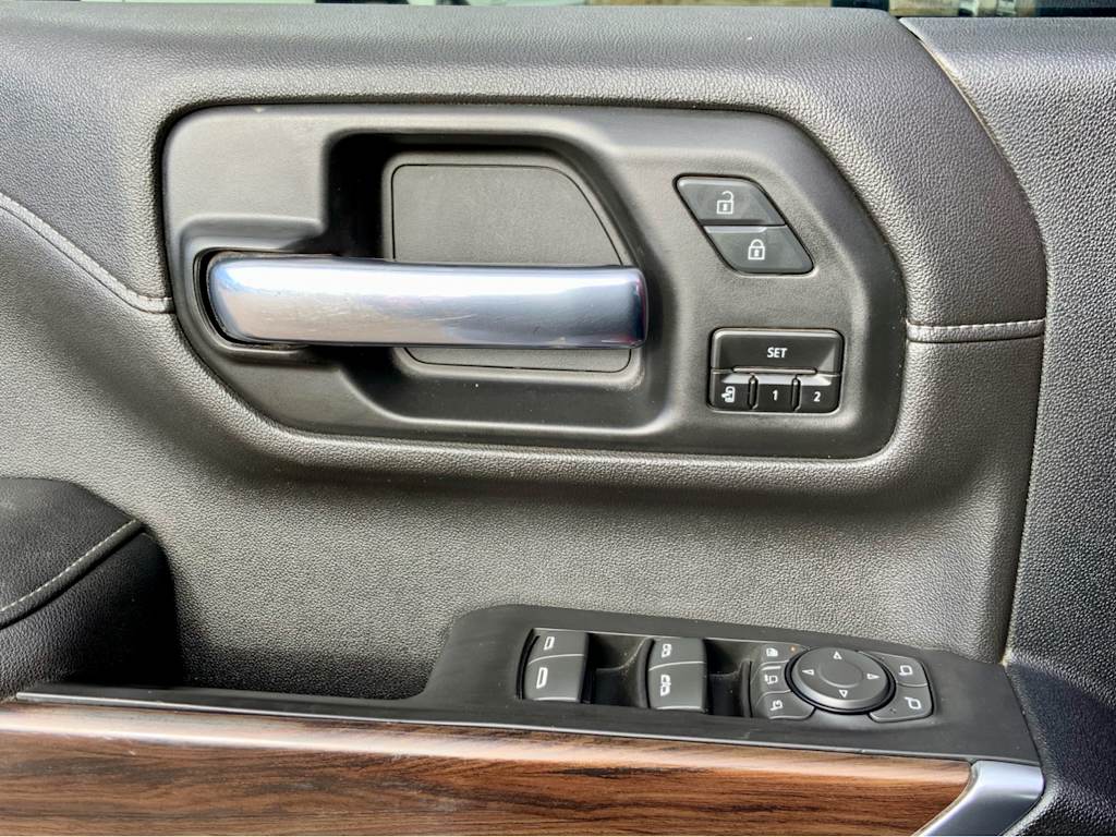 Thumbnail: 2021 GMC Sierra 3500 - 50