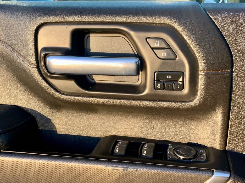 Thumbnail: 2022 GMC Sierra 3500 - 53