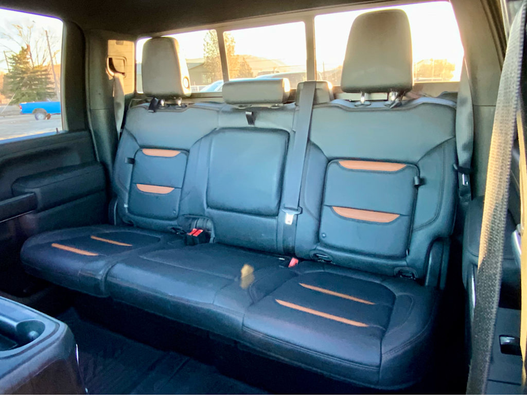 Thumbnail: 2022 GMC Sierra 3500 - 36