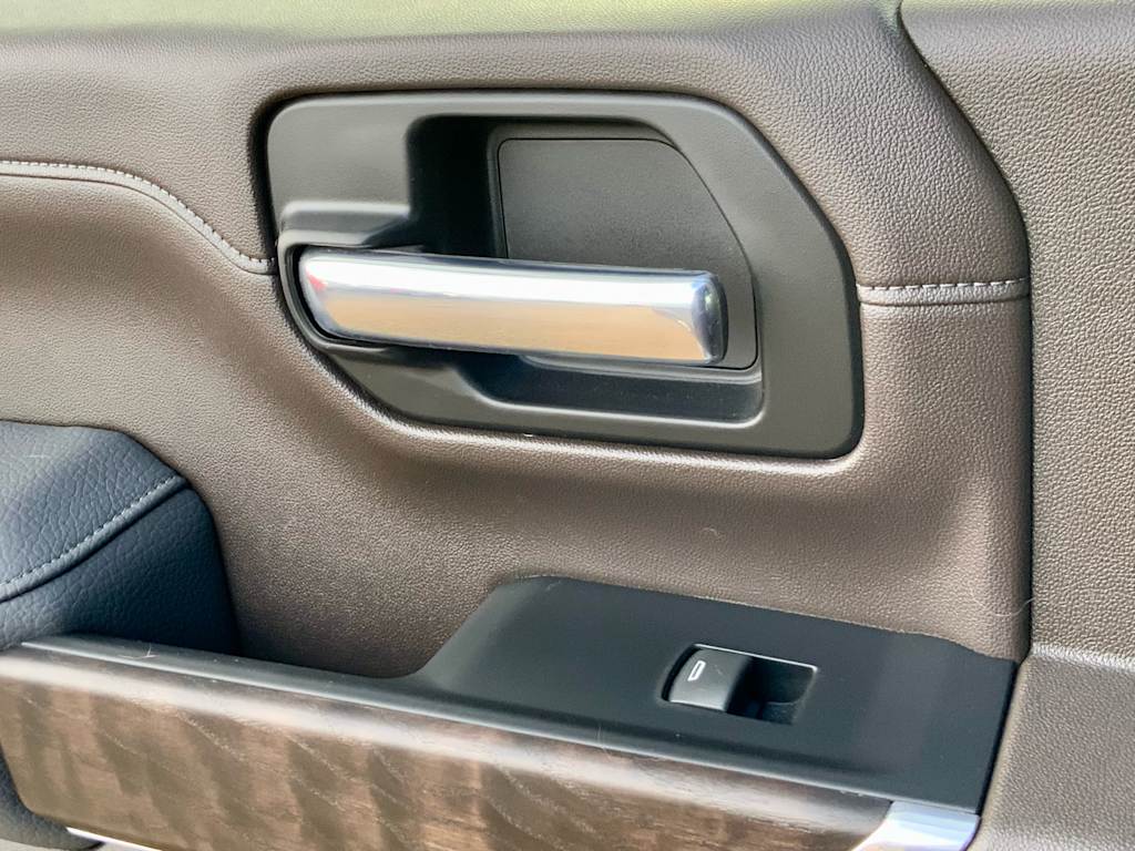 Thumbnail: 2023 GMC Sierra 3500 - 48