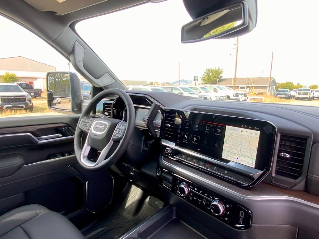 Thumbnail: 2026 GMC Sierra 2500 - 9