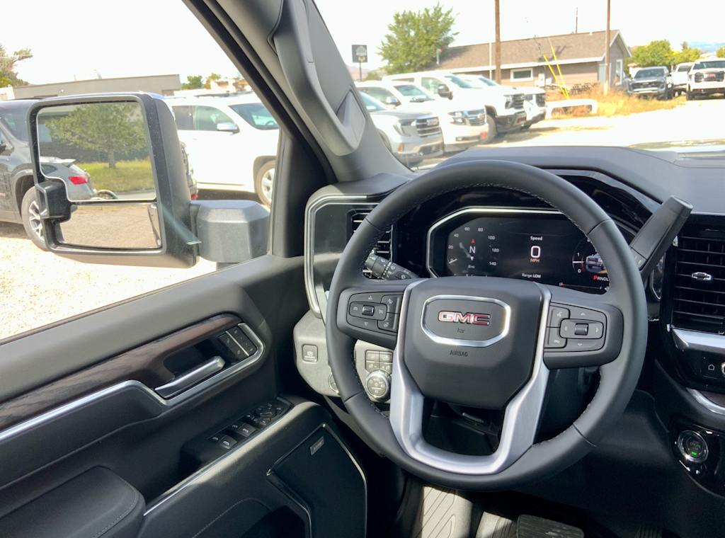 Thumbnail: 2026 GMC Sierra 2500 - 13