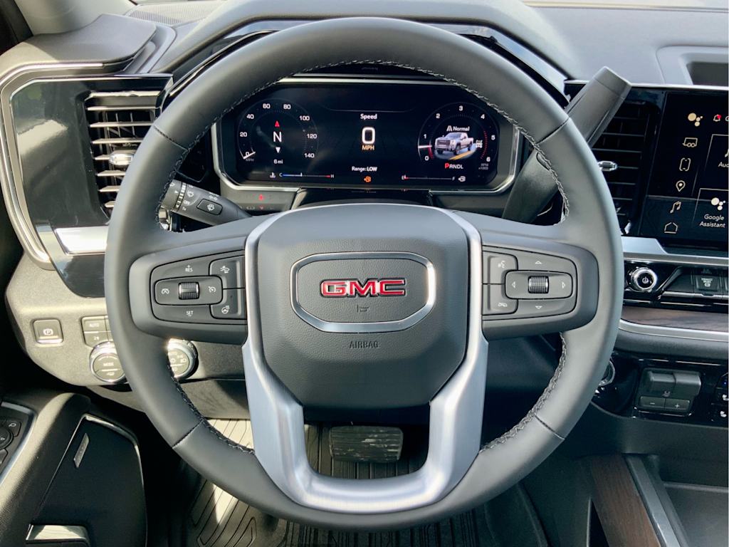 Thumbnail: 2026 GMC Sierra 2500 - 14