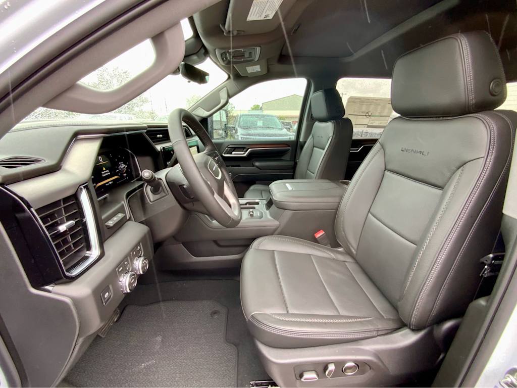 Thumbnail: 2026 GMC Sierra 2500 - 9
