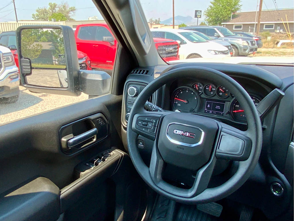 Thumbnail: 2026 GMC Sierra 3500 - 13