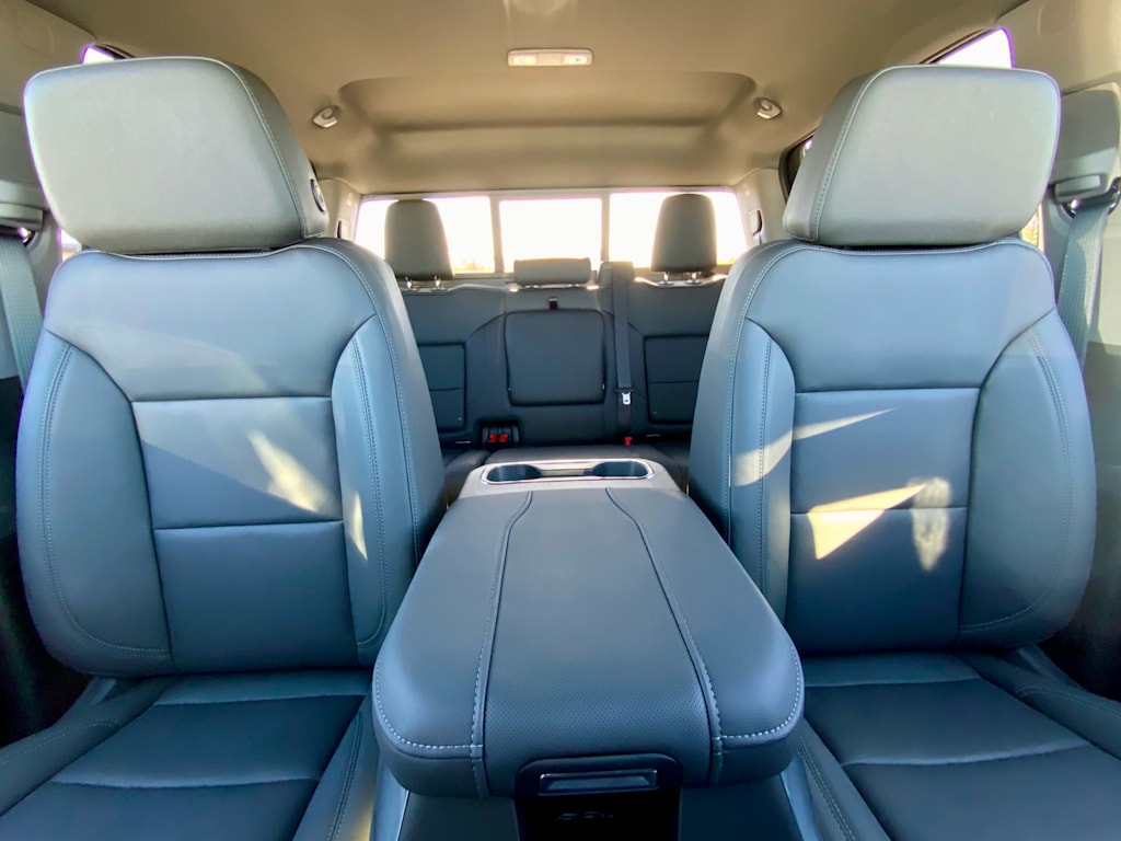 Thumbnail: 2026 GMC Sierra 3500 - 33