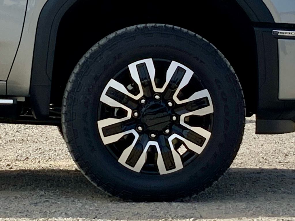 Thumbnail: 2025 GMC Sierra 3500 - 29