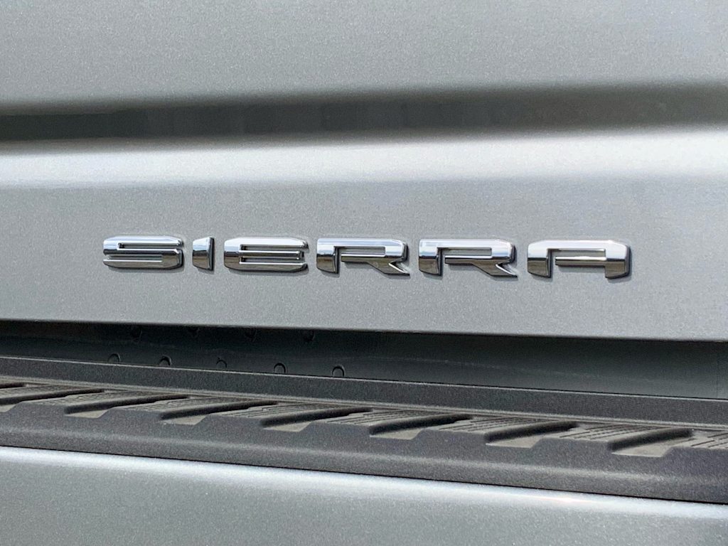 Thumbnail: 2025 GMC Sierra 3500 - 32