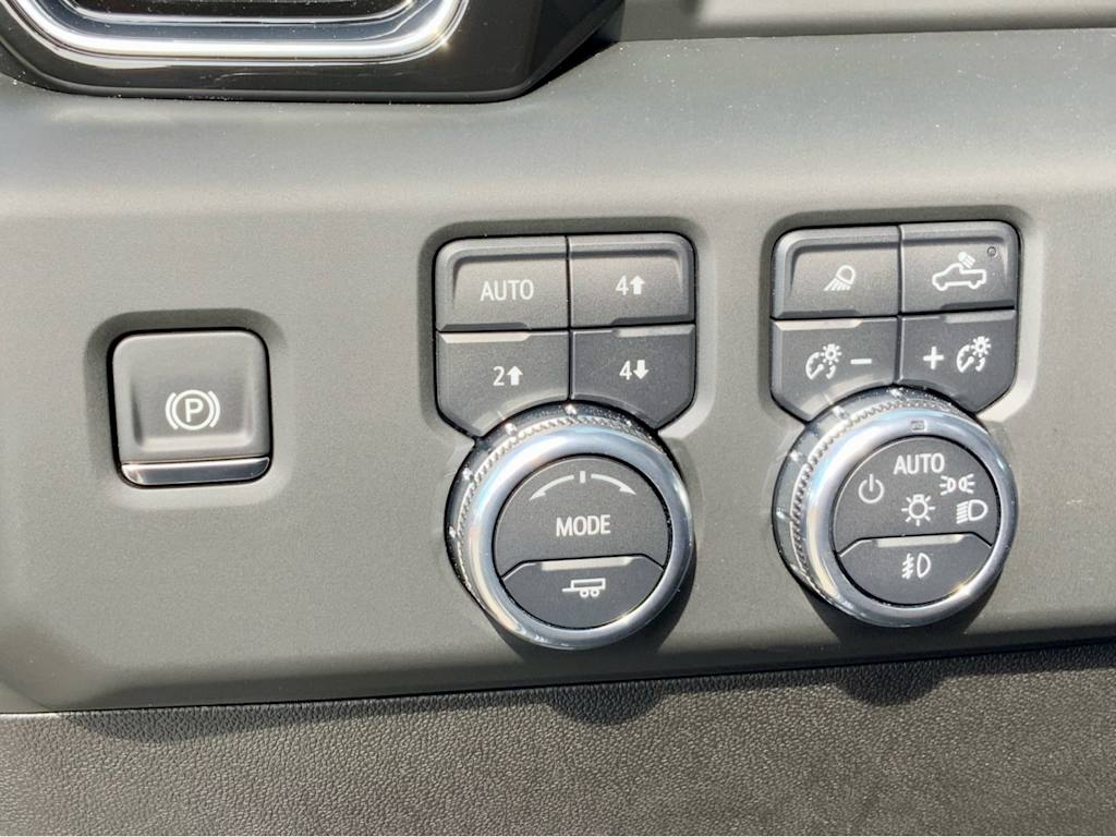 Thumbnail: 2025 GMC Sierra 3500 - 47