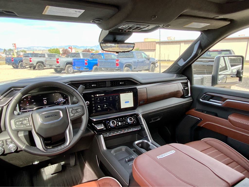 Thumbnail: 2025 GMC Sierra 3500 - 14