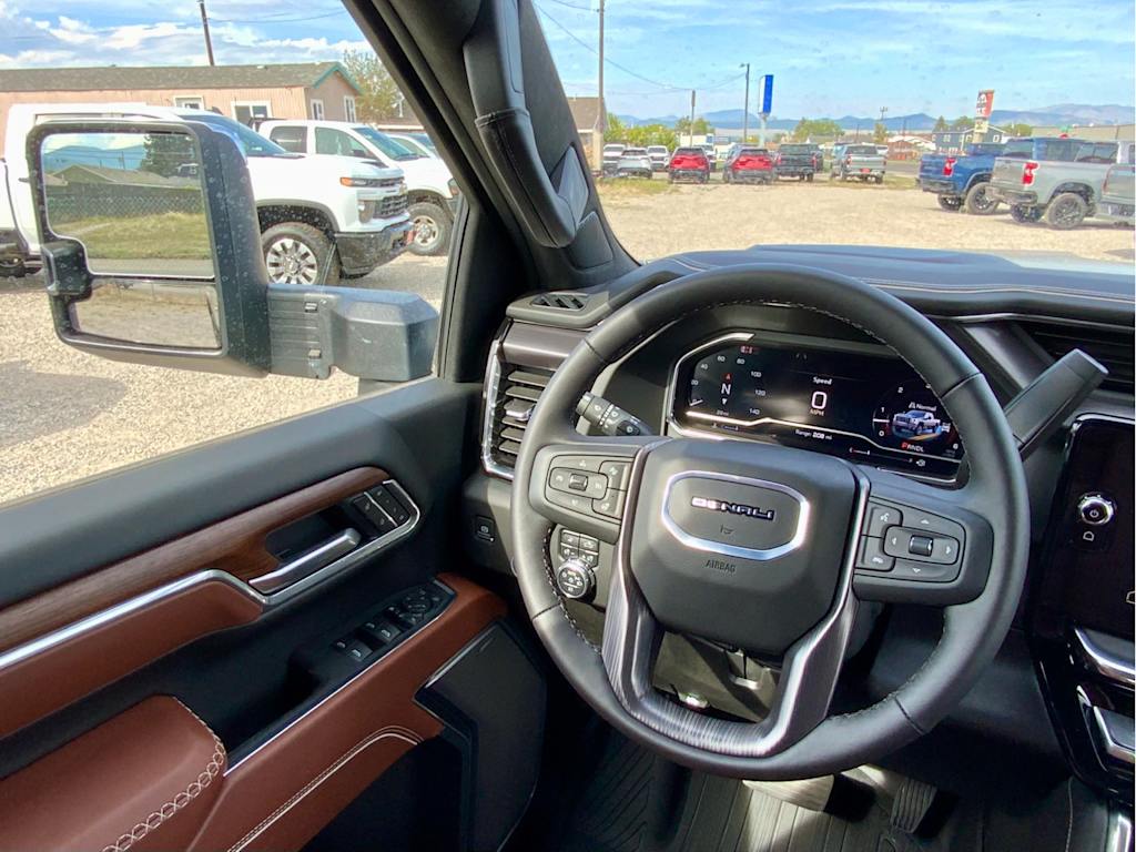 Thumbnail: 2025 GMC Sierra 3500 - 41