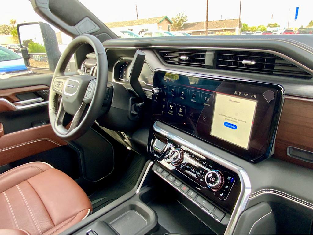 Thumbnail: 2025 GMC Sierra 3500 - 44