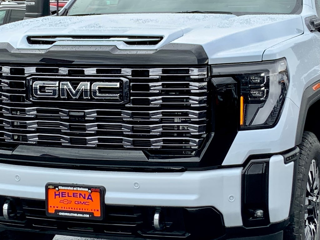 Thumbnail: 2026 GMC Sierra 3500 - 16